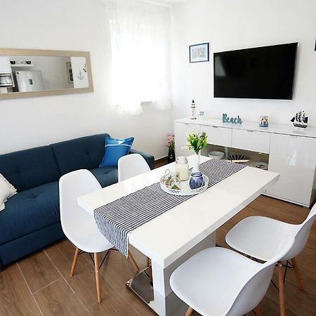 Apartments Romarin Супетар Екстер'єр фото