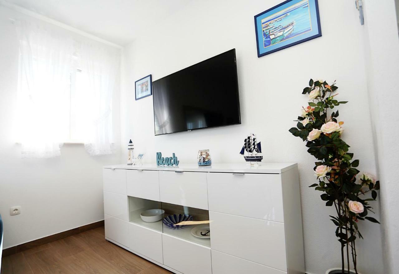 Apartments Romarin Супетар Екстер'єр фото